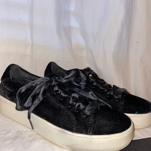 Platform sneakers